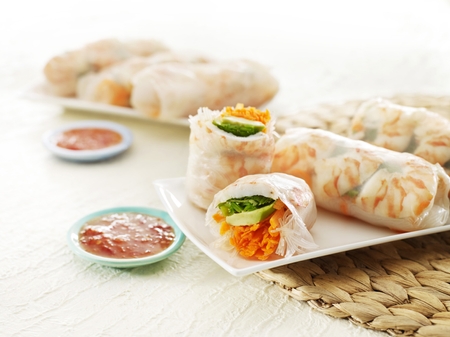 prawn and avocado rice paper rolls